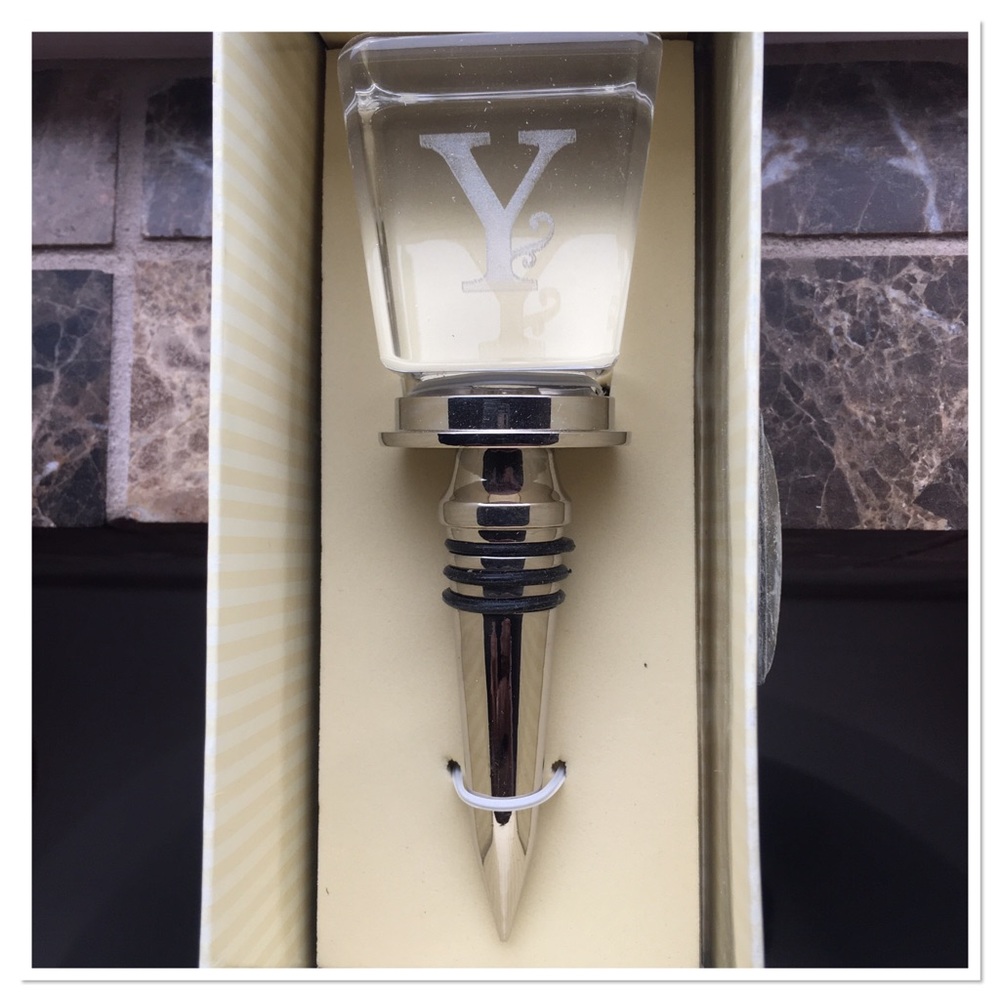 Wine Stopper Monogram, “Y”